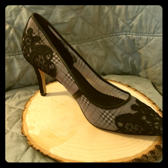 Karl Lagerfeld - Picture 8 of 8